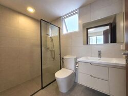 1 Canberra (D27), Condominium #618334661